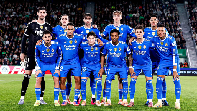 今晨西甲传出新动向，圣安东尼奥马刺临场应变，管理层表态：引发热议，球队文化再被提及的简单介绍